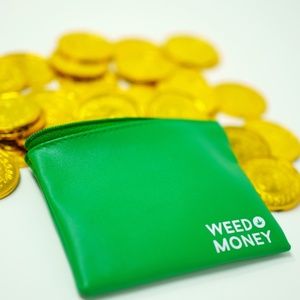 Brand New Weed Money Pouch Coin Purse Change Pouch Gag Gift Fun Novelty Item